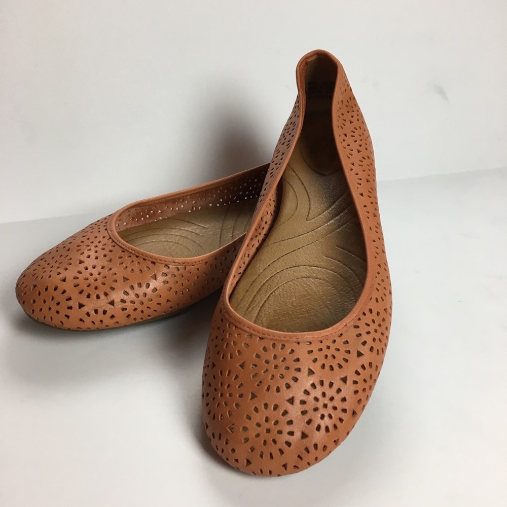 Clark’s Indigo Orange Perforated Leather Flats